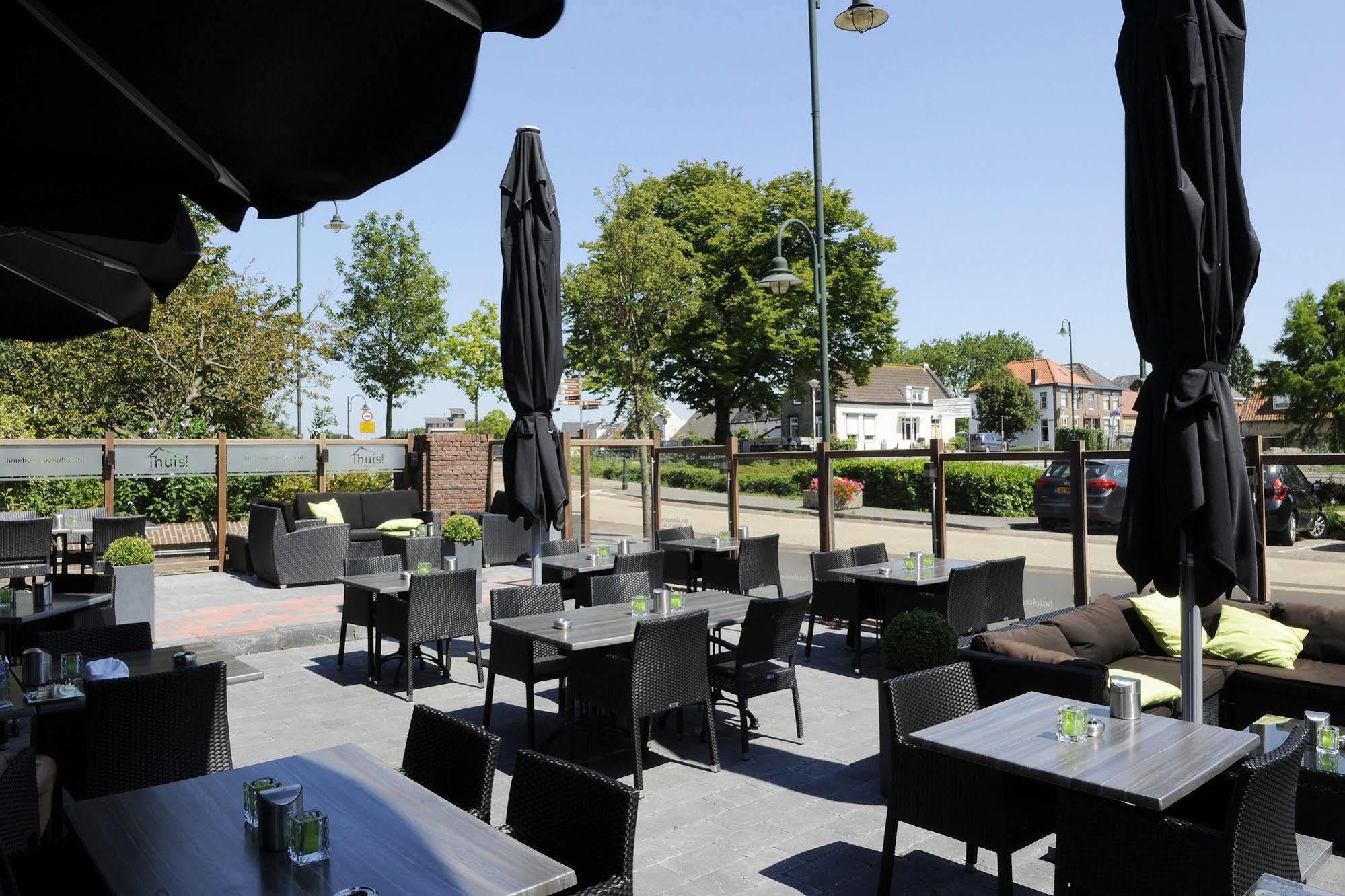 Hotel-Restaurant Thuis! Dinteloord Εξωτερικό φωτογραφία